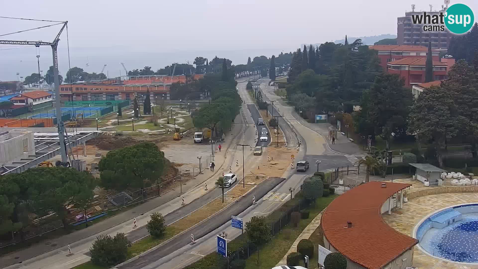 Portorož camera en vivo – vista del puerto deportivo y las canchas de tenis