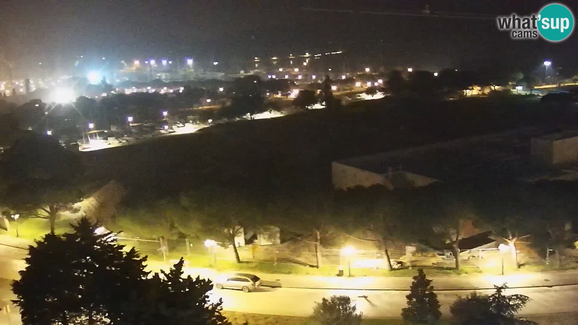 Portorož camera en vivo – vista del puerto deportivo y las canchas de tenis