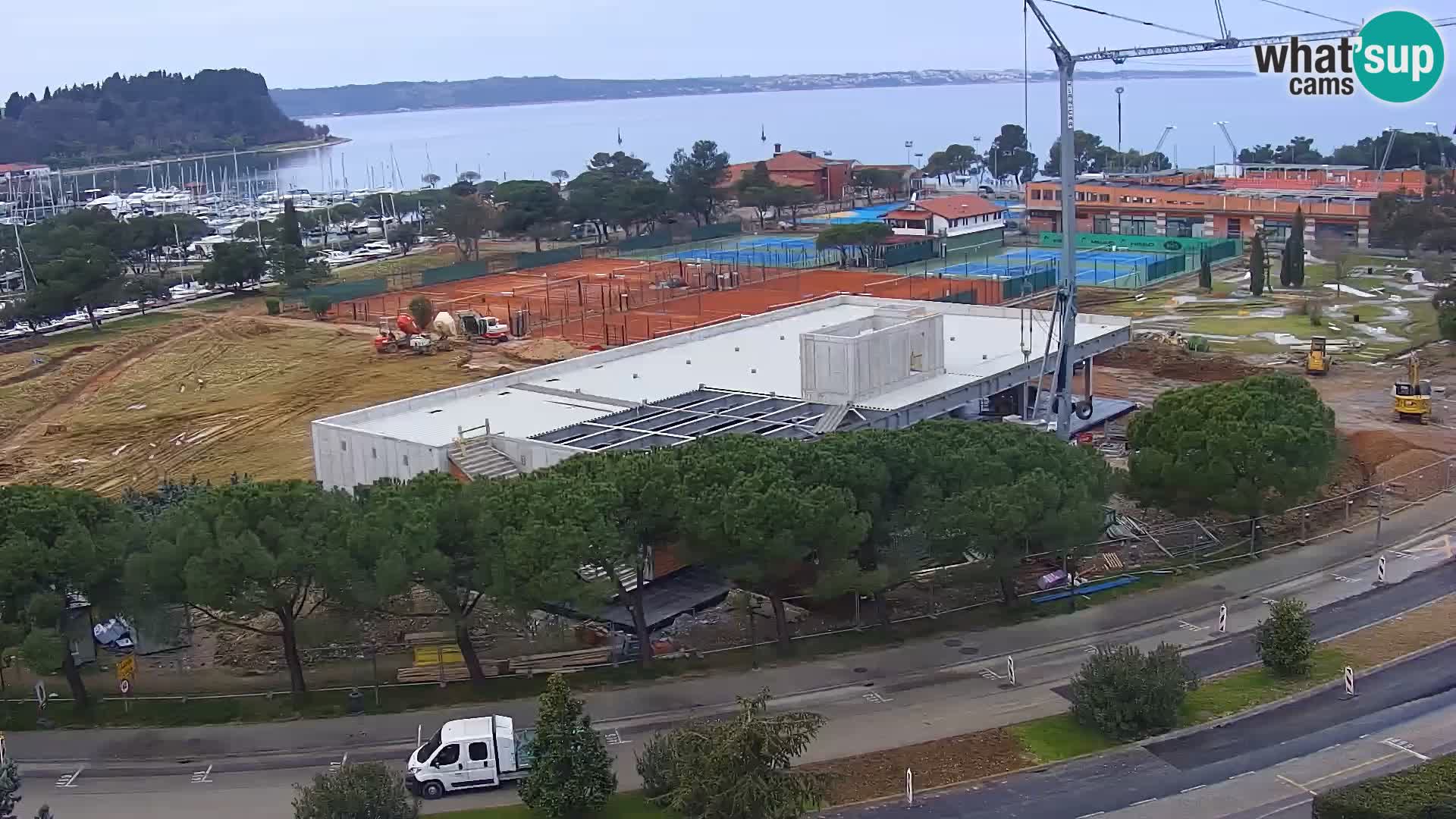 Portorož Webcam – Blick auf den Yachthafen und die Tennisplätze