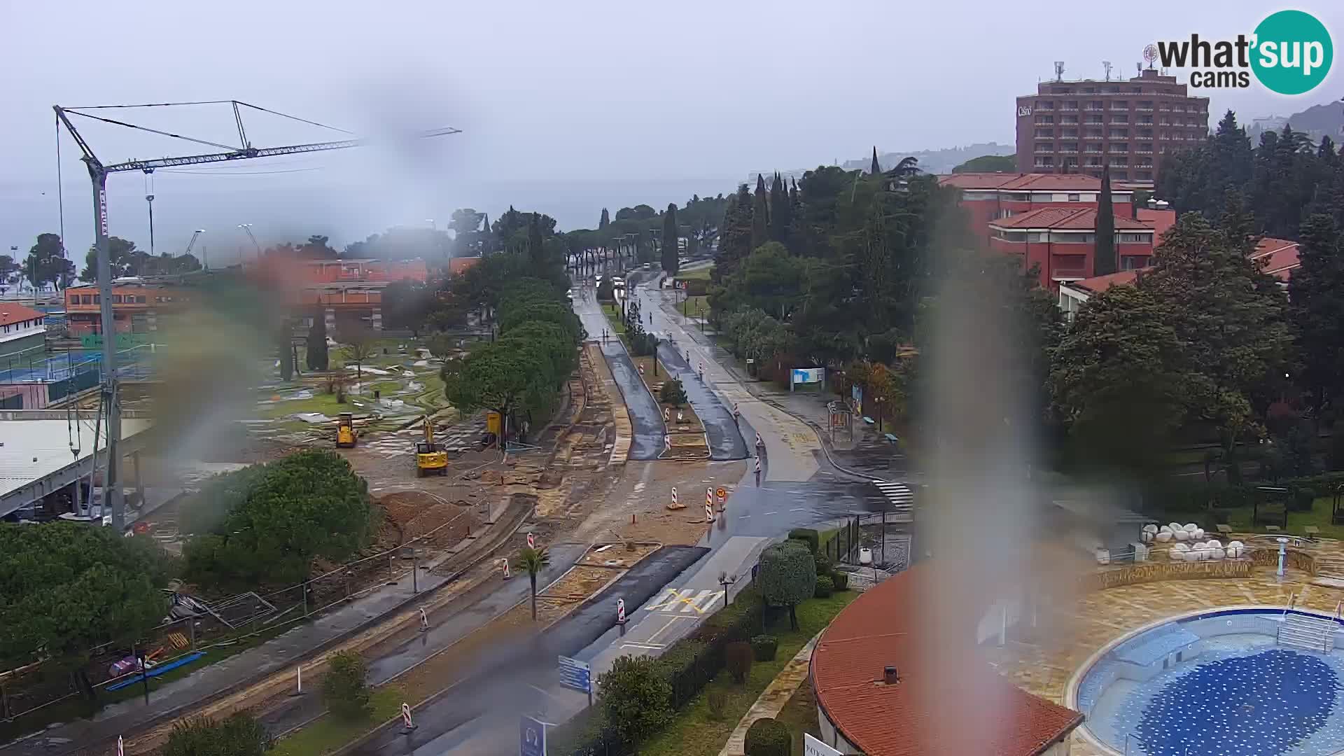 Portorož camera en vivo – vista del puerto deportivo y las canchas de tenis