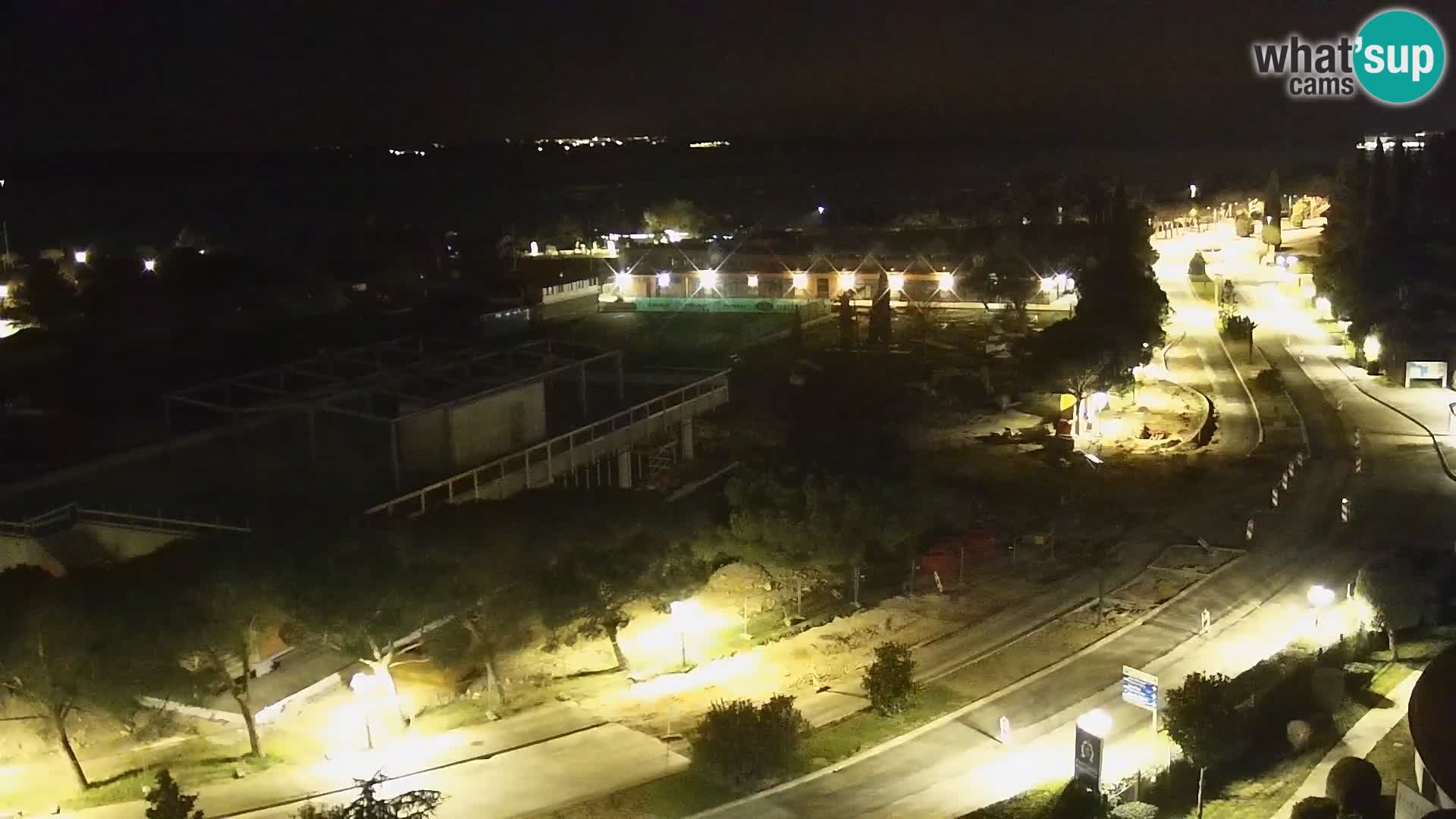 Portorož camera en vivo – vista del puerto deportivo y las canchas de tenis