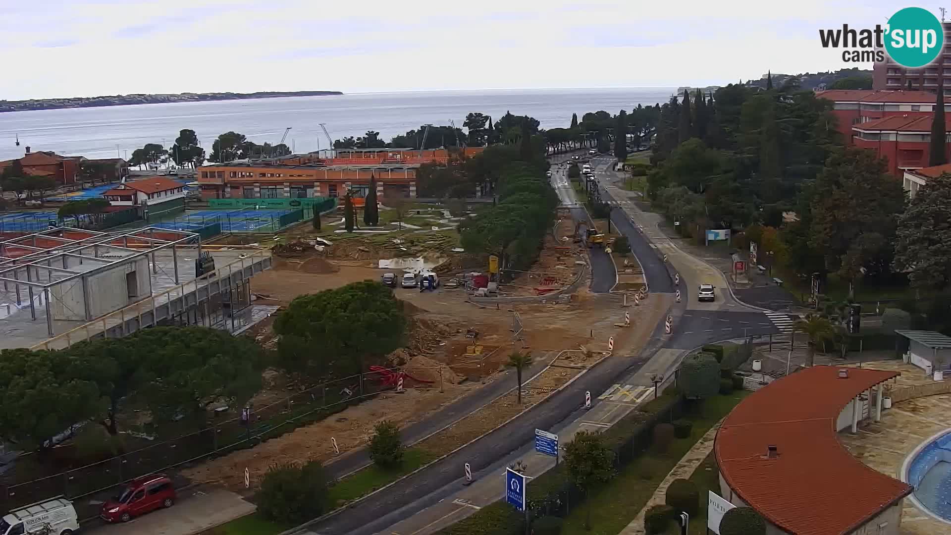 Portorož Live Webcam – vue sur la marina et les courts de tennis