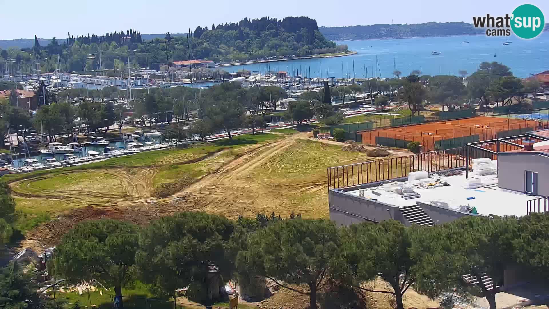 Portorož Live Webcam – vue sur la marina et les courts de tennis