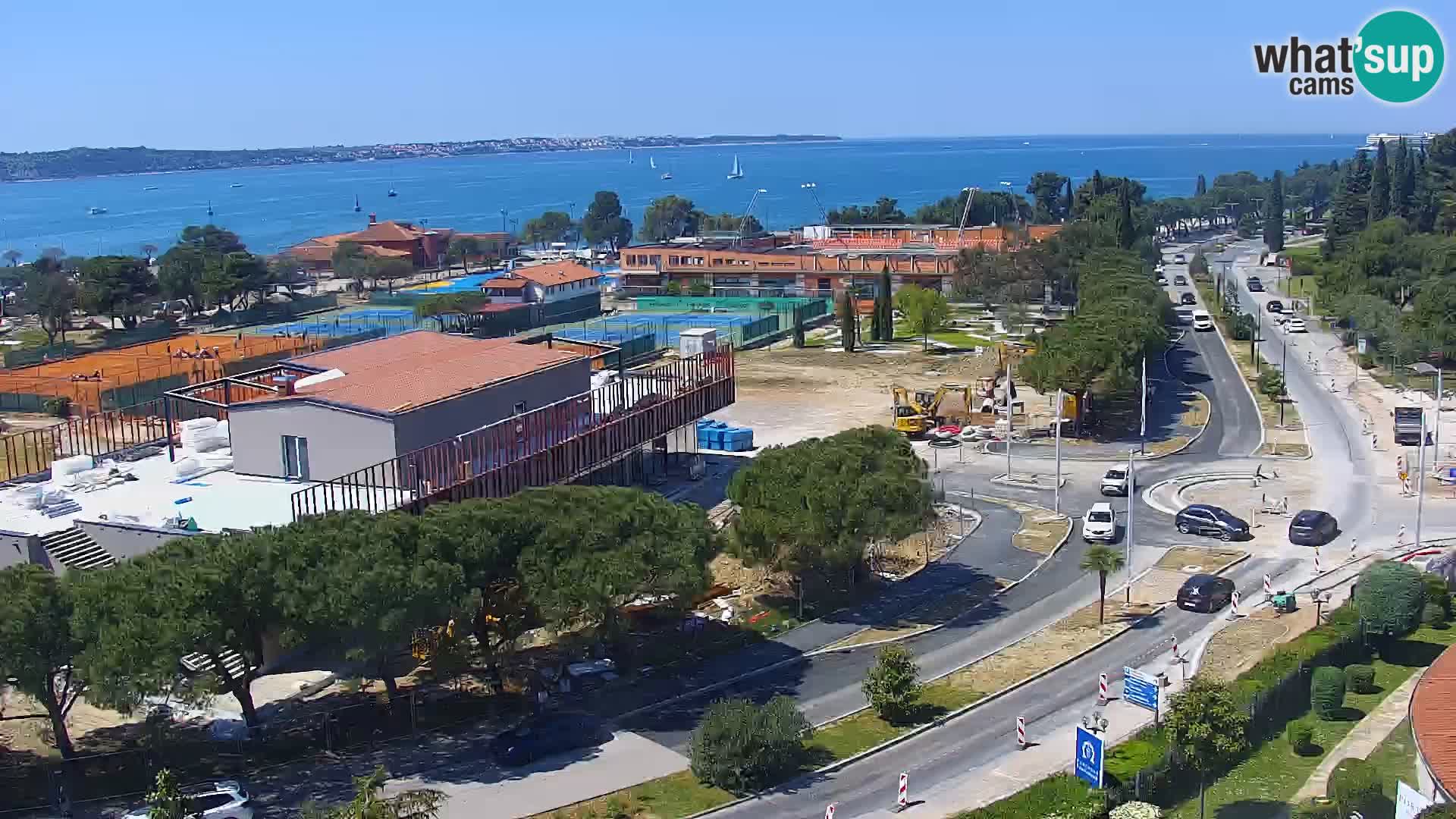 Portorož web kamera – pogled na marinu i teniške terene
