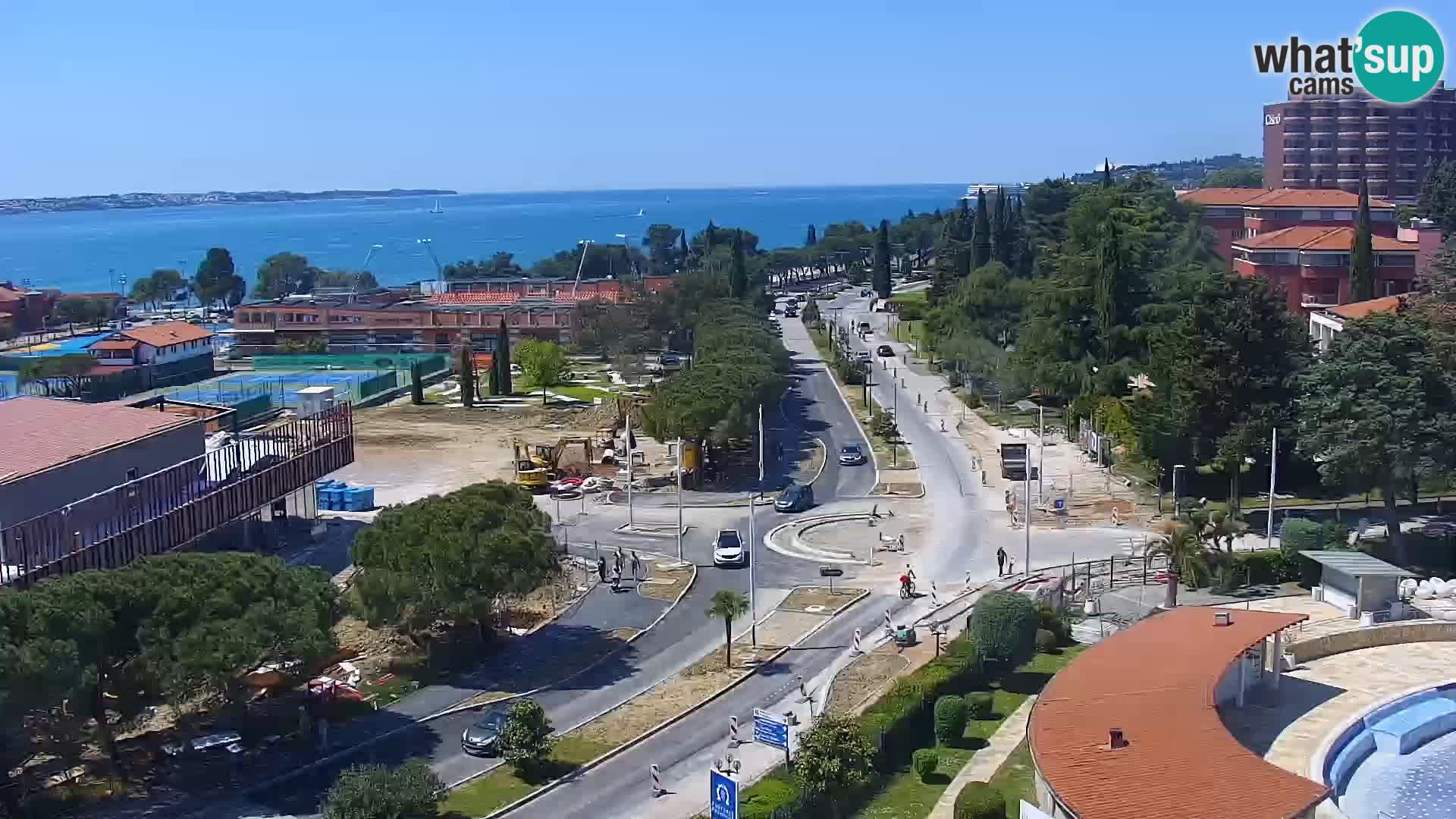 Portorož web kamera – pogled na marinu i teniške terene