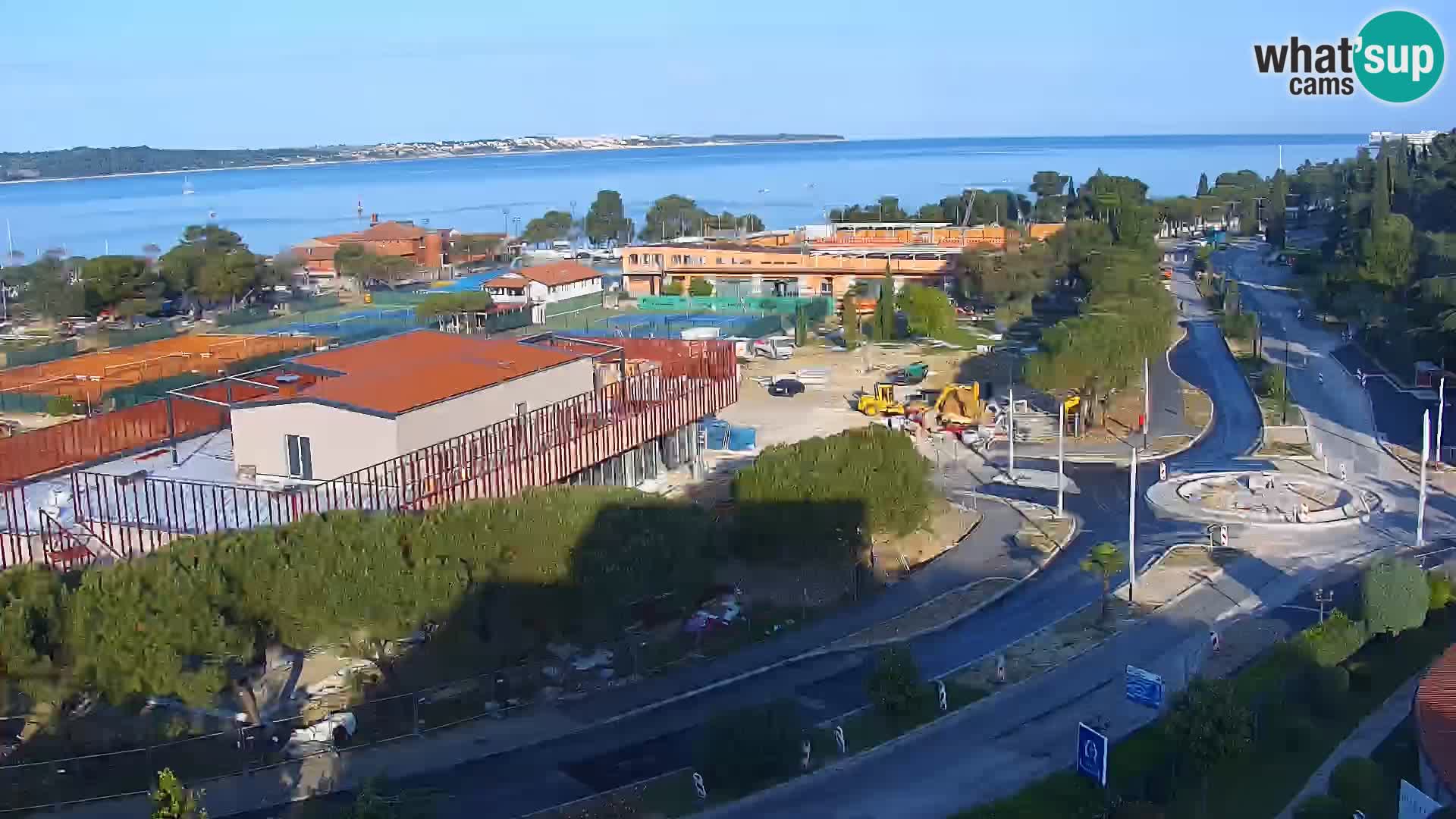 Portorož spletna kamera – pogled na marino in teniška igrišča