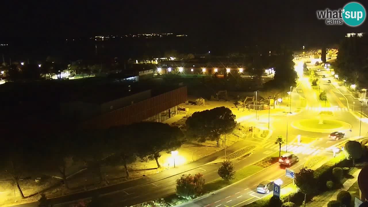 Portorož web kamera – pogled na marinu i teniške terene