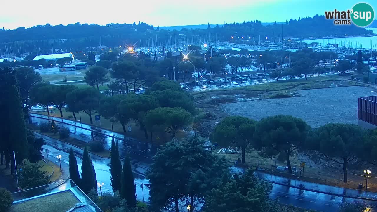 Portorož spletna kamera – pogled na marino in teniška igrišča