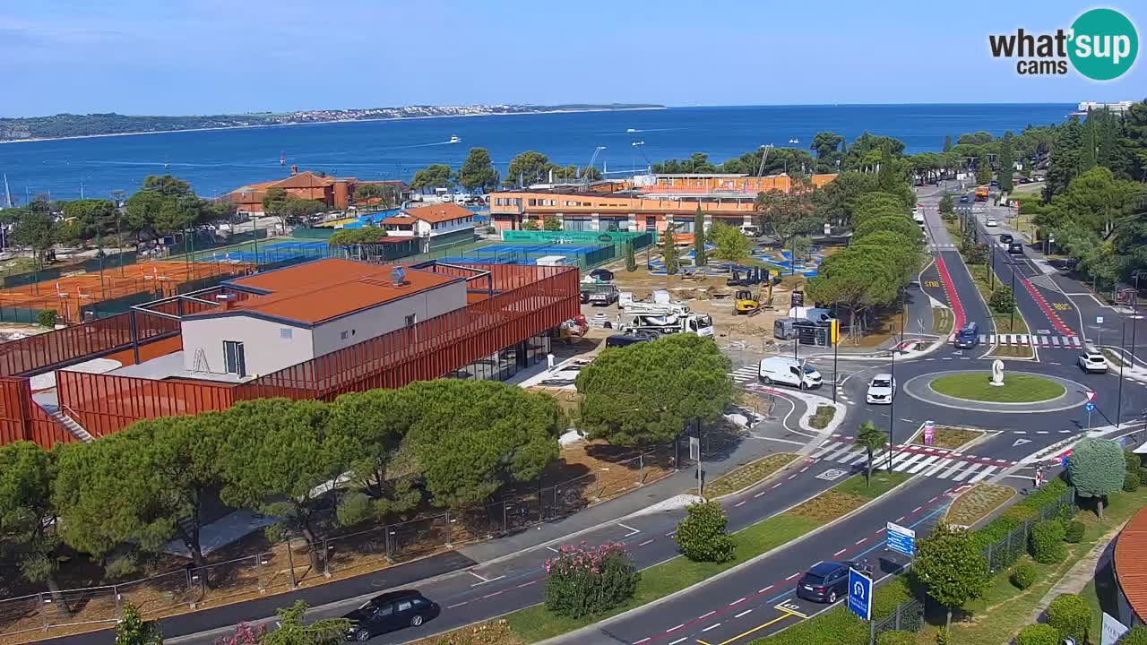 Portorož spletna kamera – pogled na marino in teniška igrišča