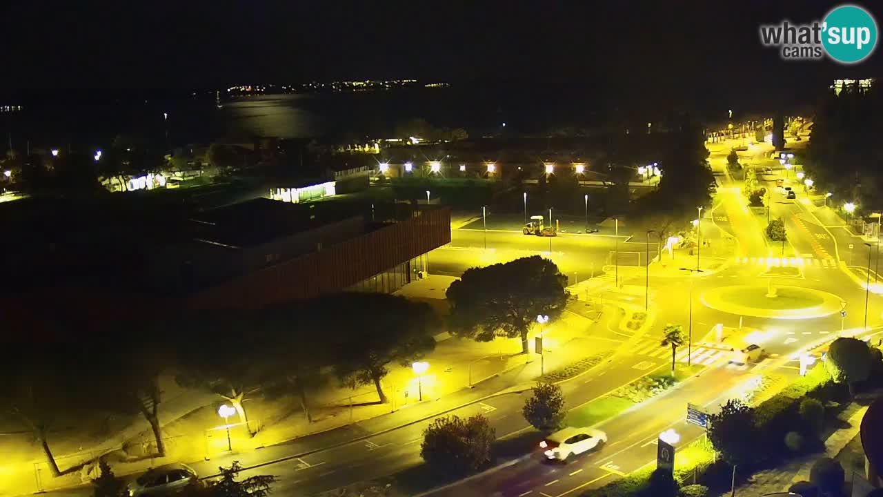 Portorož web kamera – pogled na marinu i teniške terene