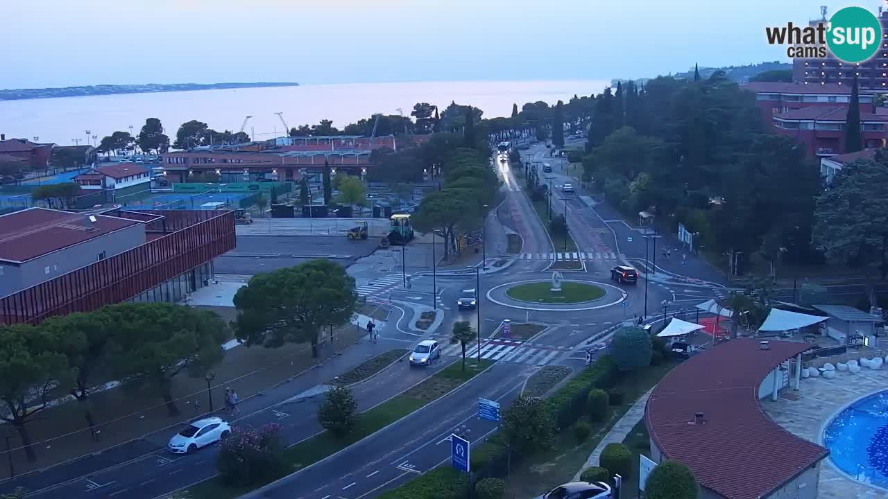 Portorož spletna kamera – pogled na marino in teniška igrišča