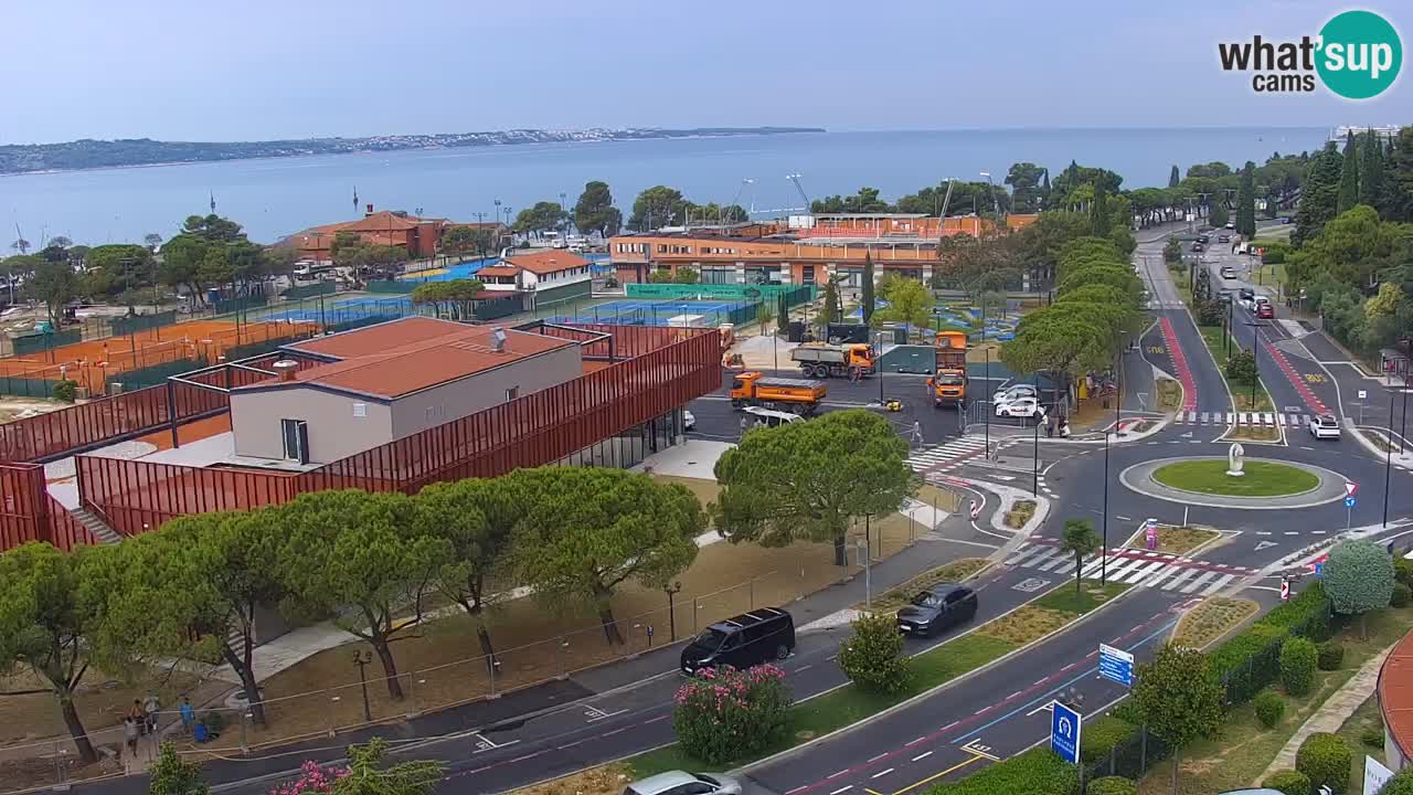 Portorož spletna kamera – pogled na marino in teniška igrišča