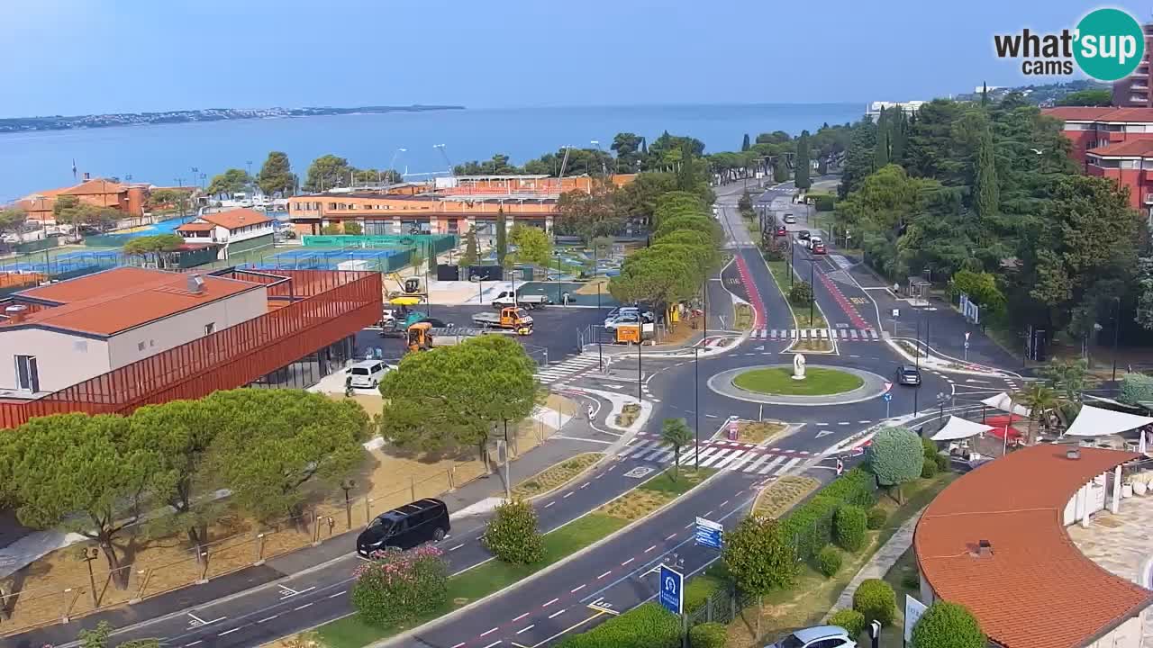 Portorož Live Webcam – vue sur la marina et les courts de tennis