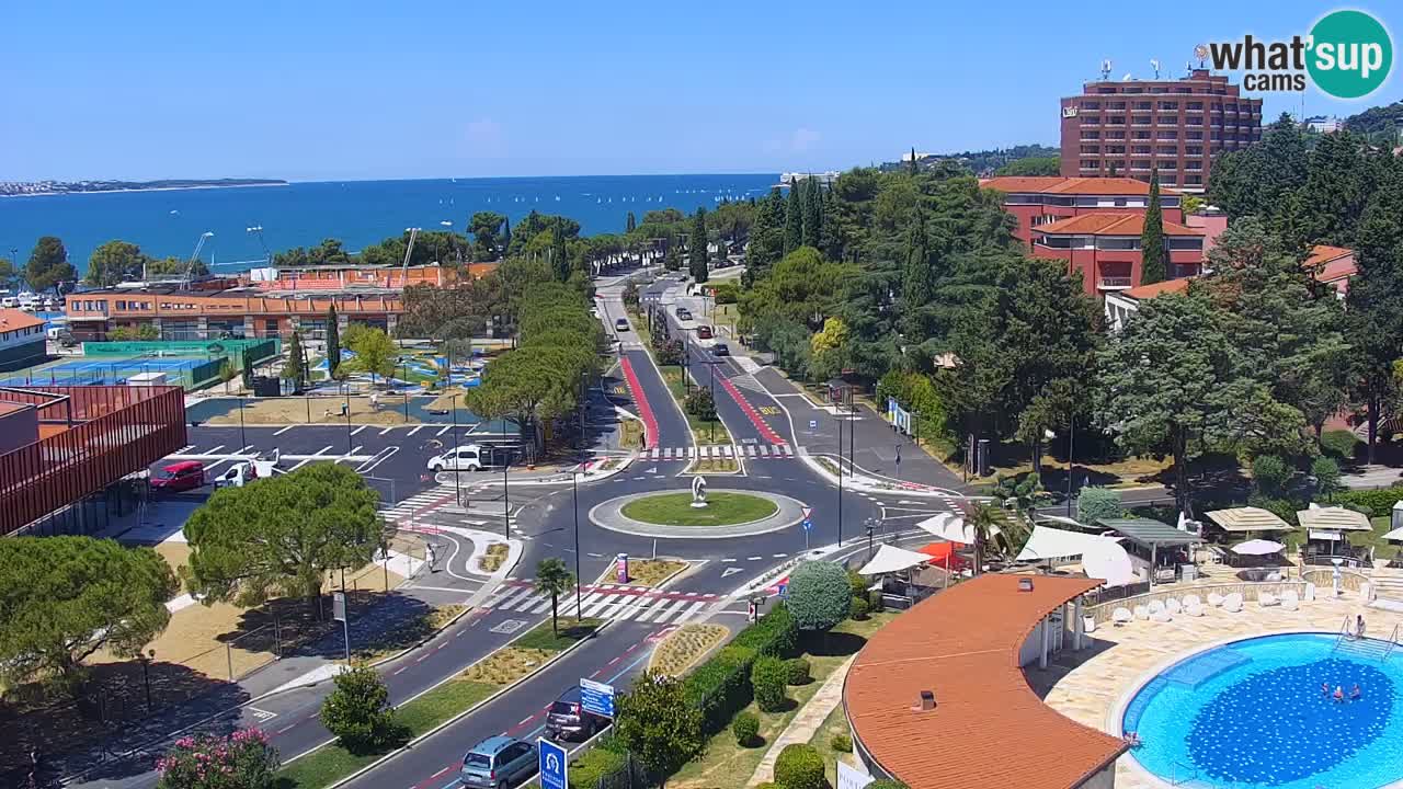 Portorož camera en vivo – vista del puerto deportivo y las canchas de tenis