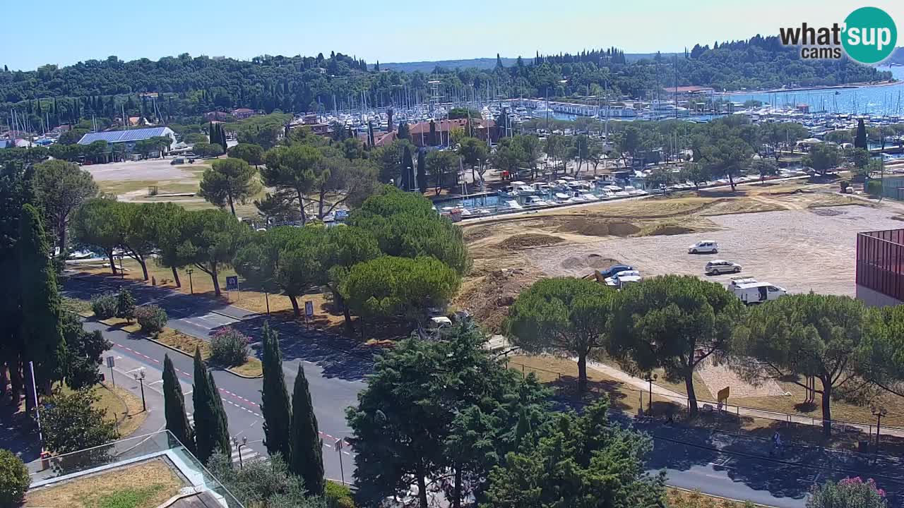 Portorož Live Webcam – vue sur la marina et les courts de tennis