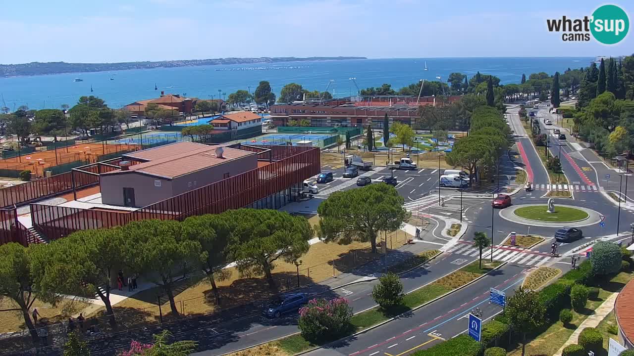 Portorož spletna kamera – pogled na marino in teniška igrišča