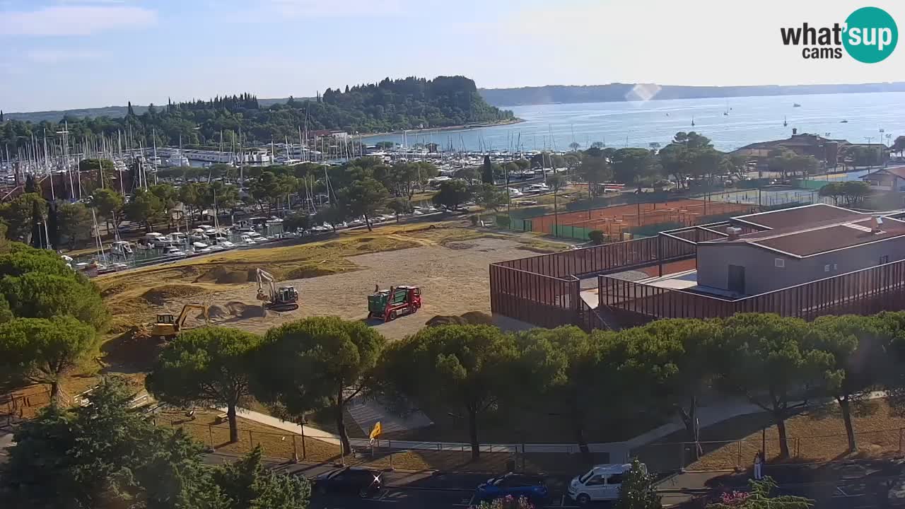 Portorose Live Webcam – vista sulla marina e i campi da tennis