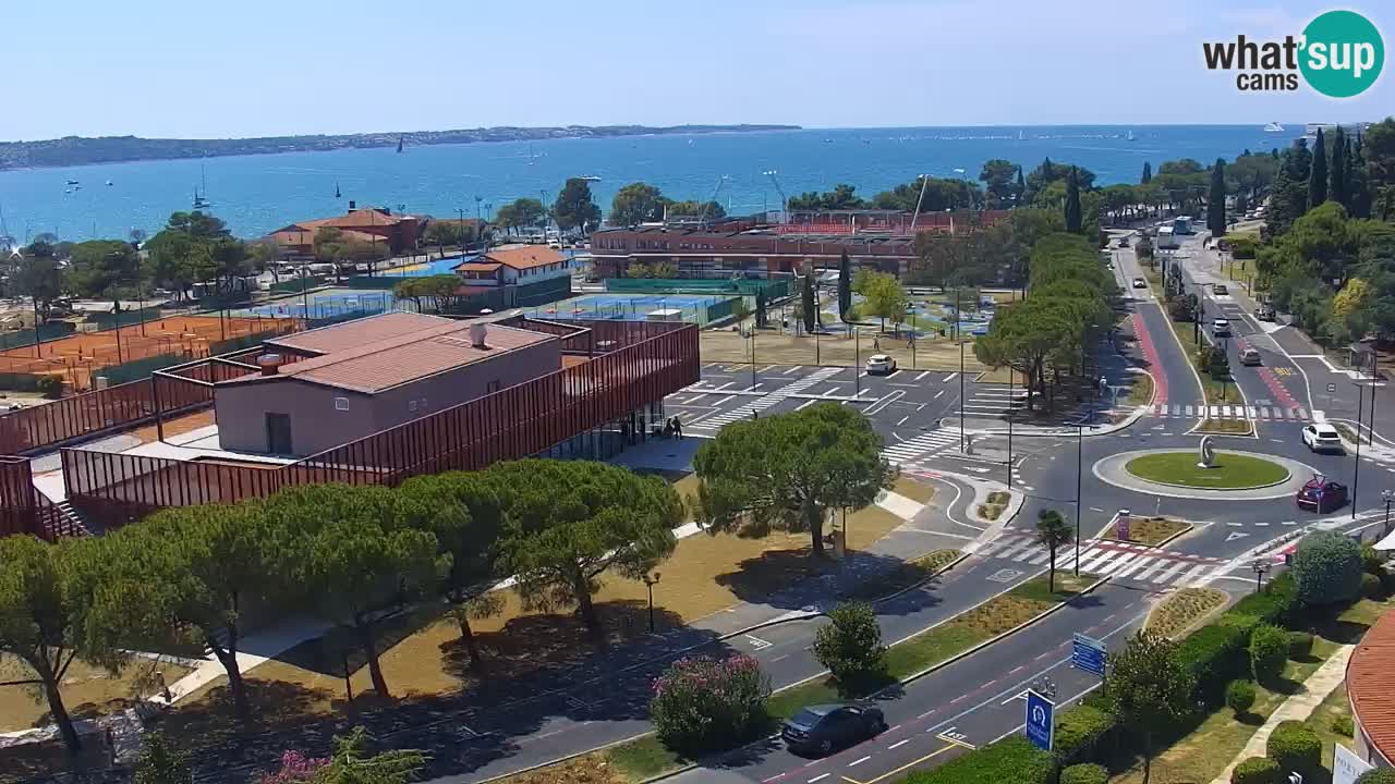 Portorož Live Webcam – vue sur la marina et les courts de tennis