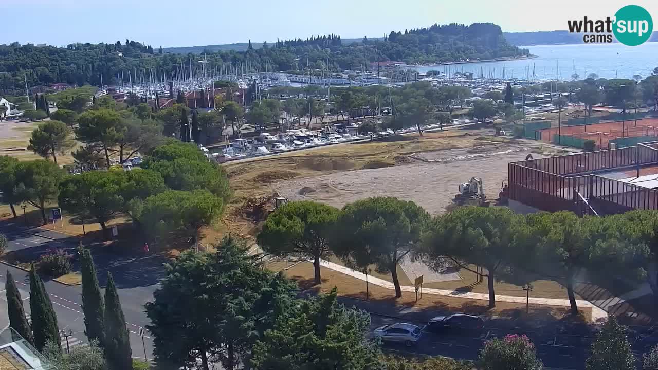 Portorož Webcam – Blick auf den Yachthafen und die Tennisplätze