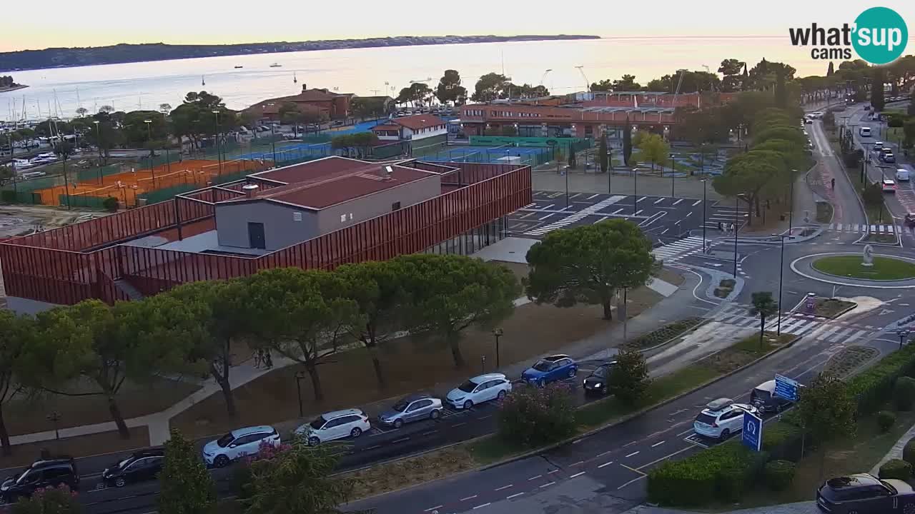 Portorož spletna kamera – pogled na marino in teniška igrišča