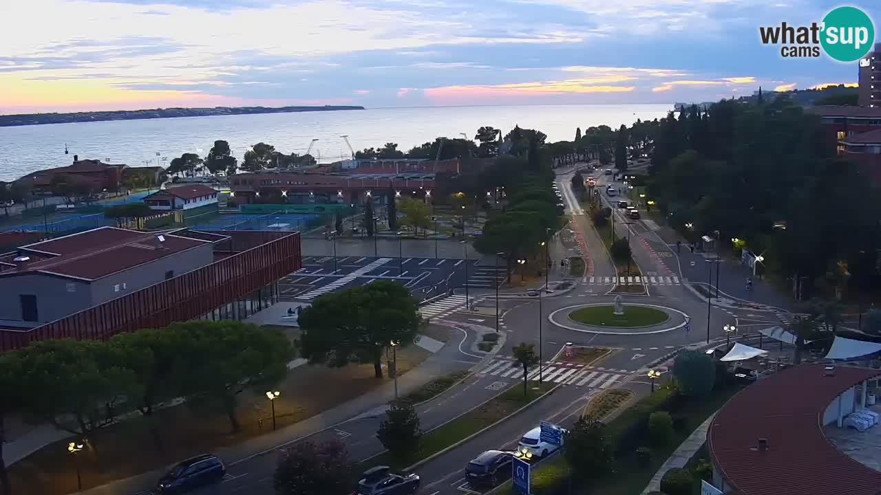 Portorož web kamera – pogled na marinu i teniške terene