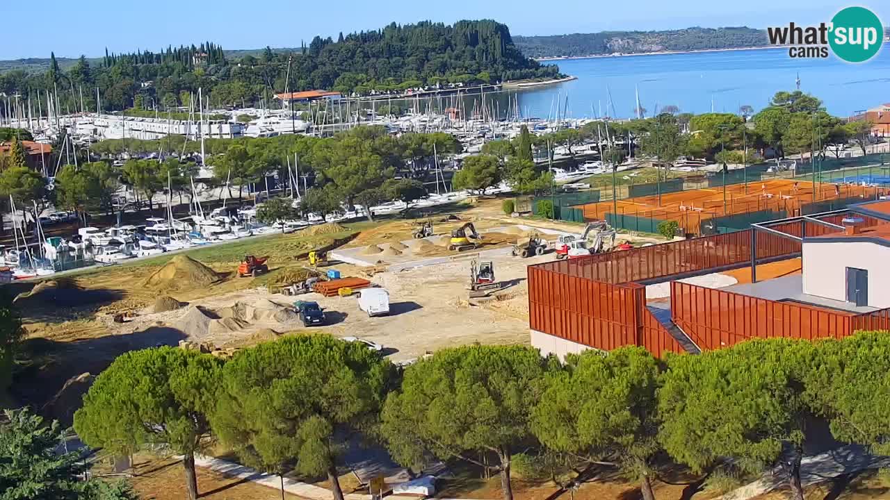 Portorož spletna kamera – pogled na marino in teniška igrišča