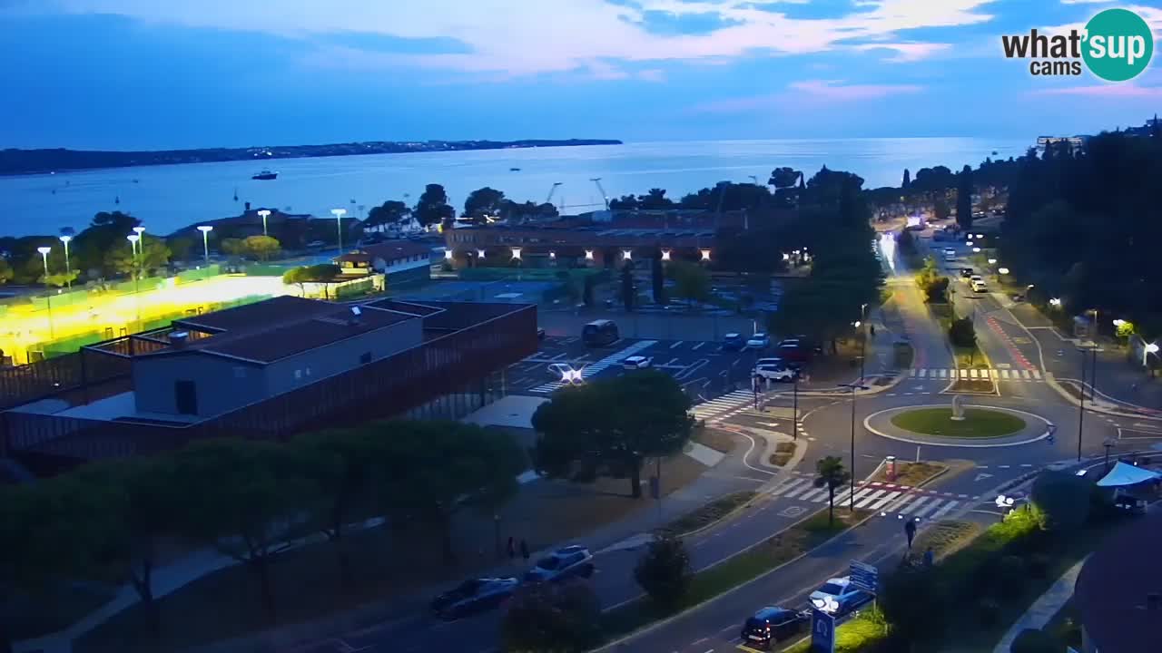Portorož spletna kamera – pogled na marino in teniška igrišča