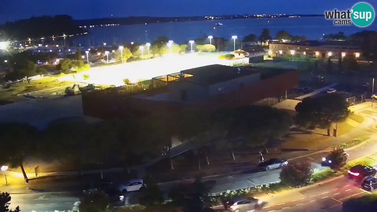 Portorož spletna kamera – pogled na marino in teniška igrišča