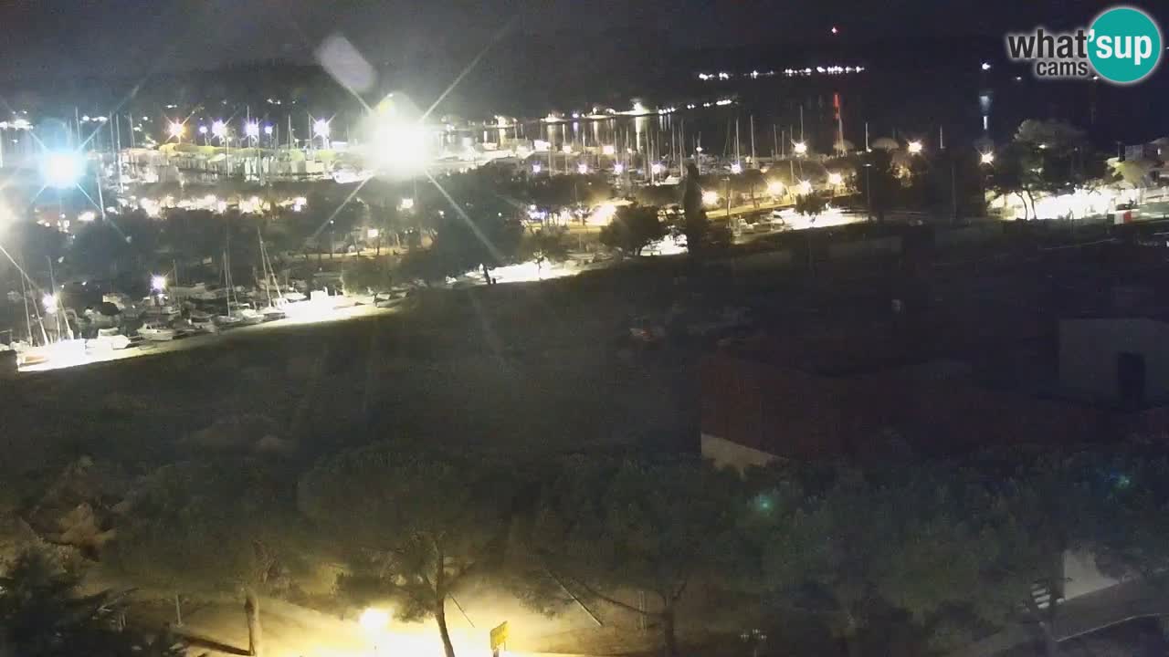 Portorož camera en vivo – vista del puerto deportivo y las canchas de tenis