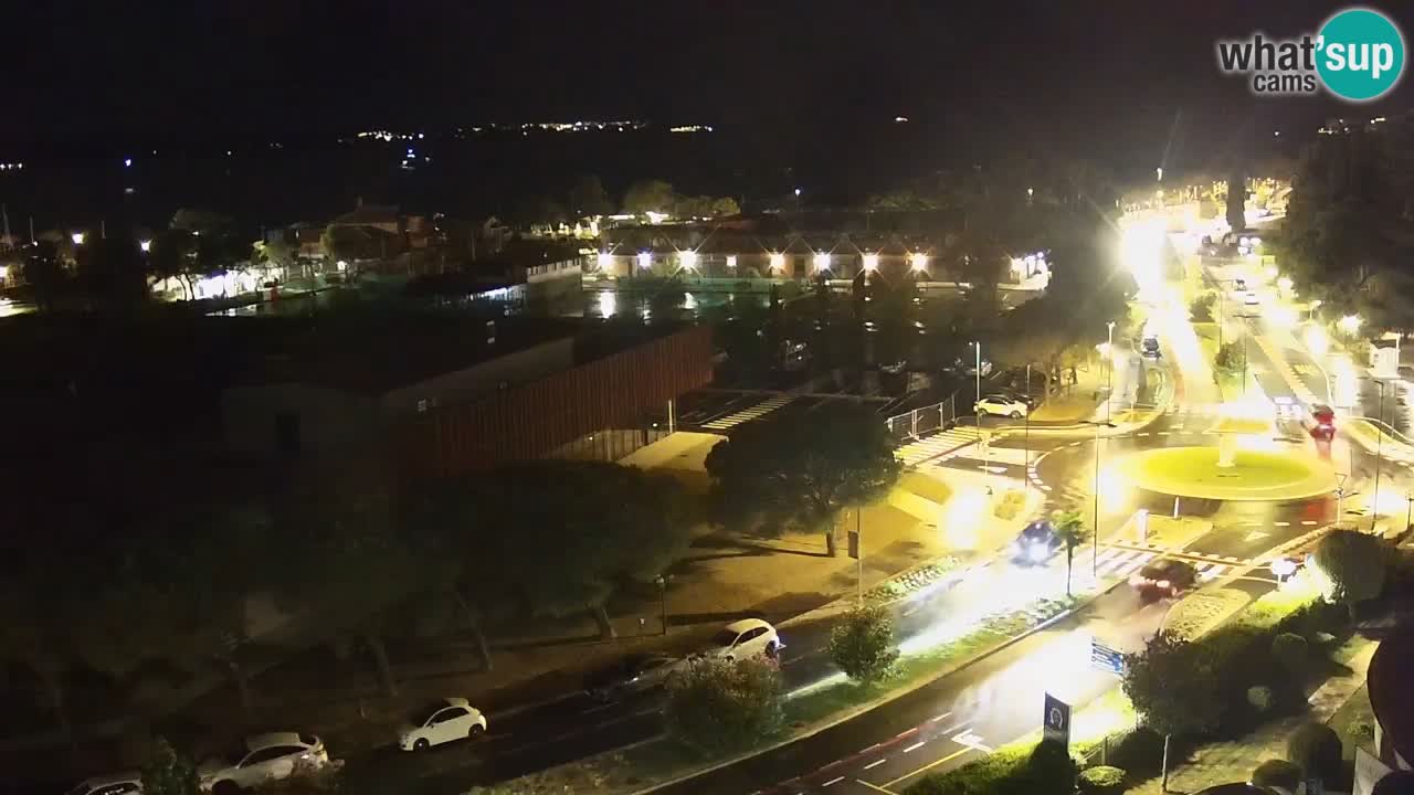 Portorož camera en vivo – vista del puerto deportivo y las canchas de tenis