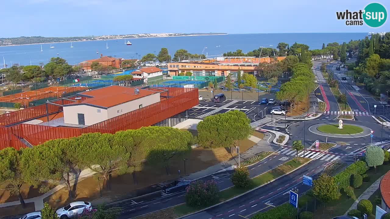 Portorož web kamera – pogled na marinu i teniške terene