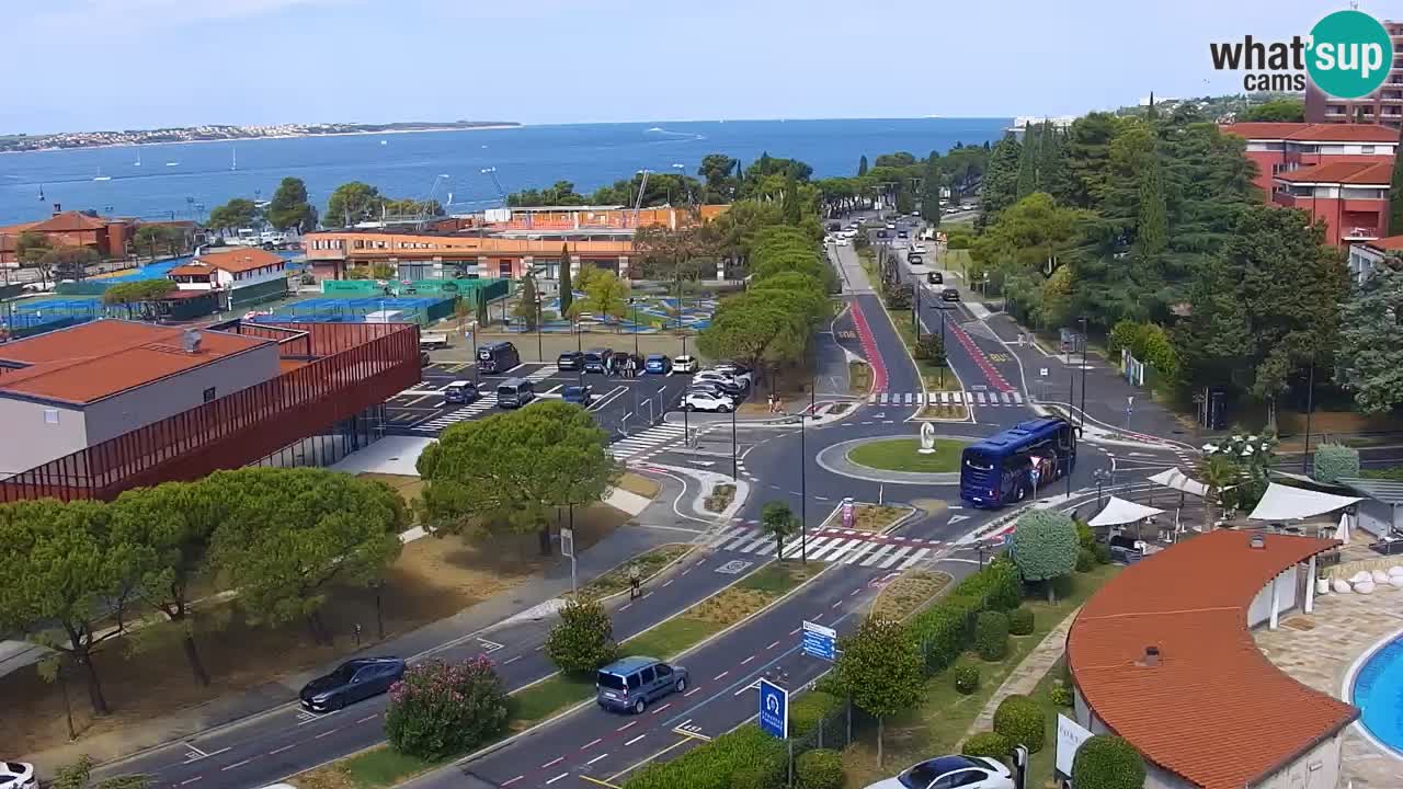 Portorož Live Webcam – vue sur la marina et les courts de tennis