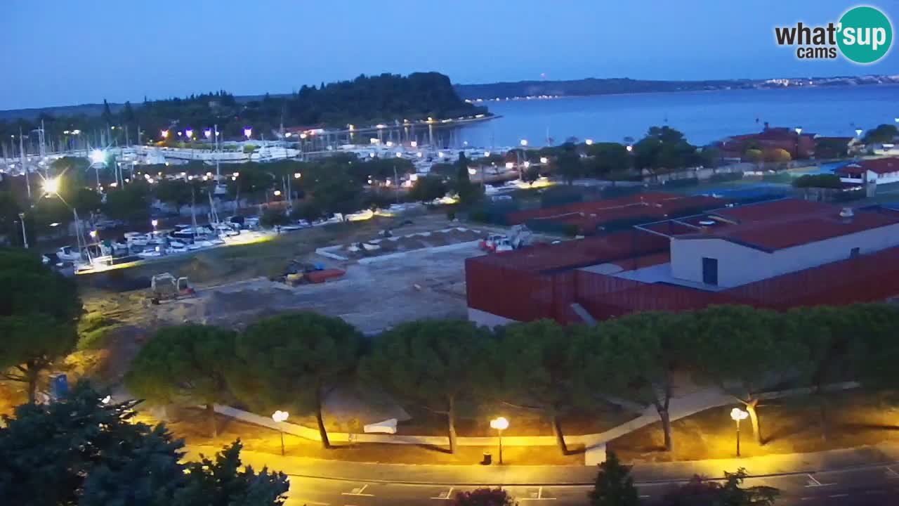 Portorož spletna kamera – pogled na marino in teniška igrišča