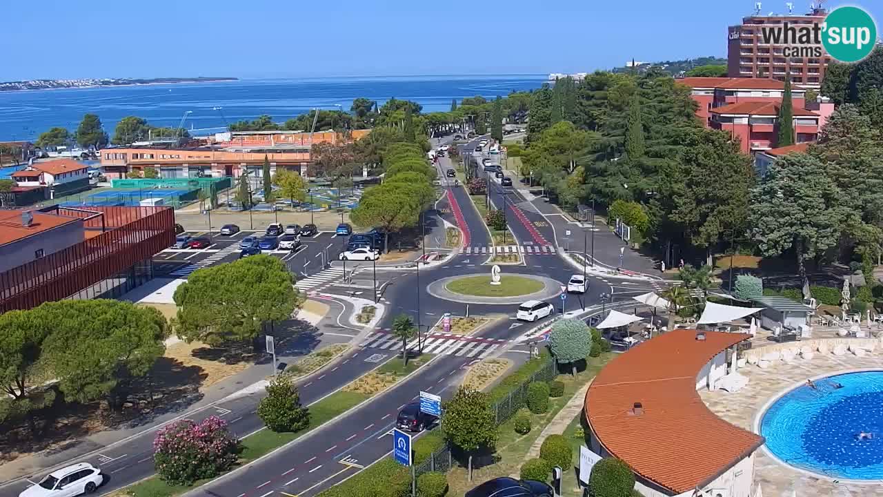 Portorož camera en vivo – vista del puerto deportivo y las canchas de tenis