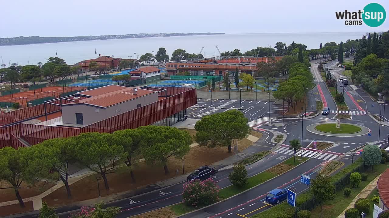 Portorož spletna kamera – pogled na marino in teniška igrišča