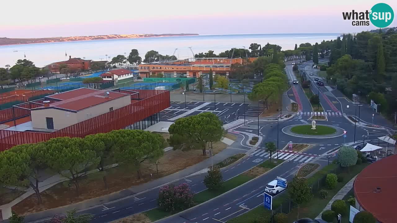 Portorož spletna kamera – pogled na marino in teniška igrišča