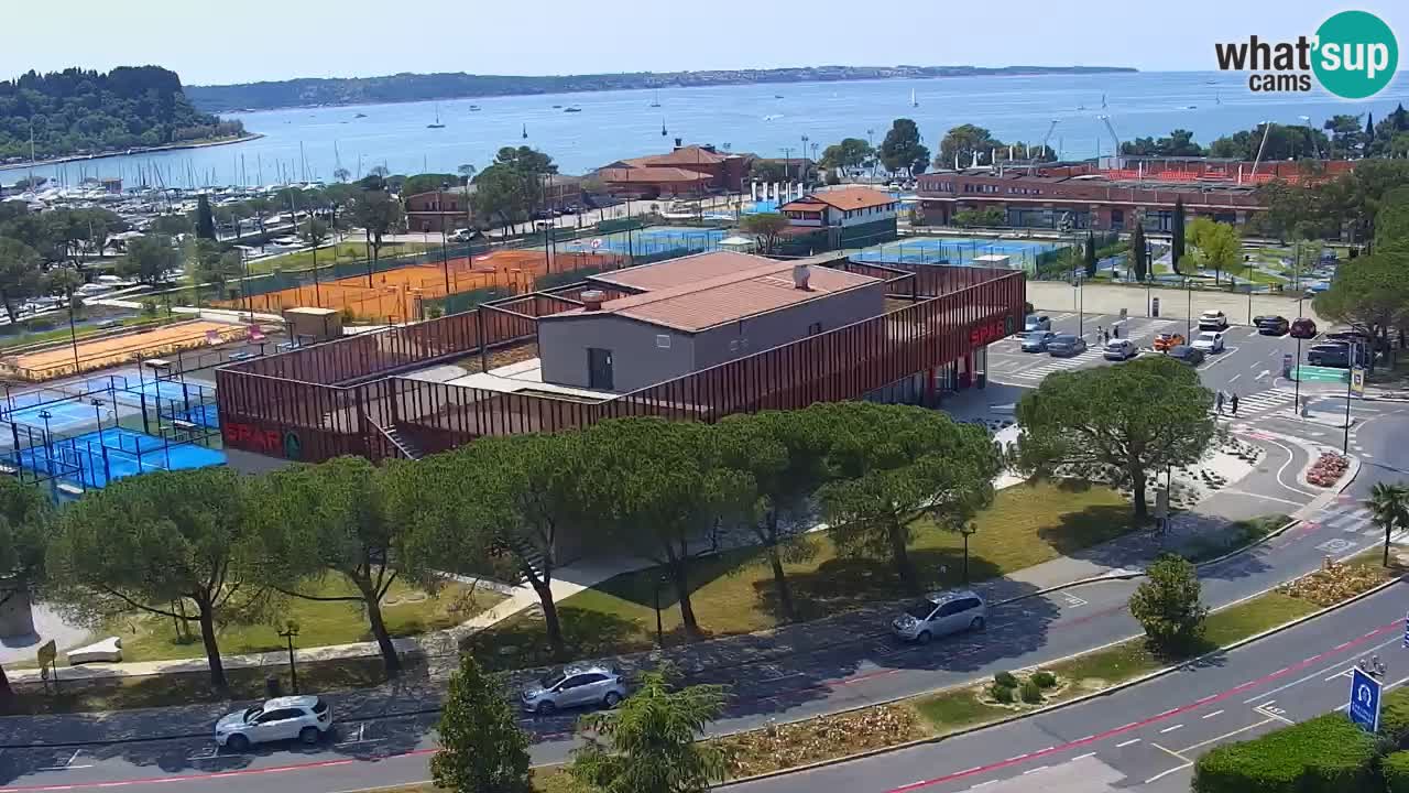 Portorož spletna kamera – pogled na marino in teniška igrišča