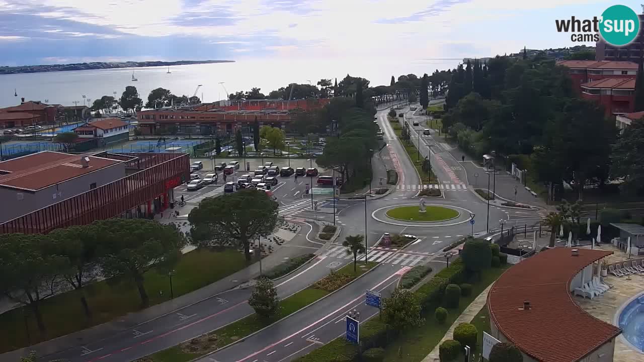 Portorož spletna kamera – pogled na marino in teniška igrišča