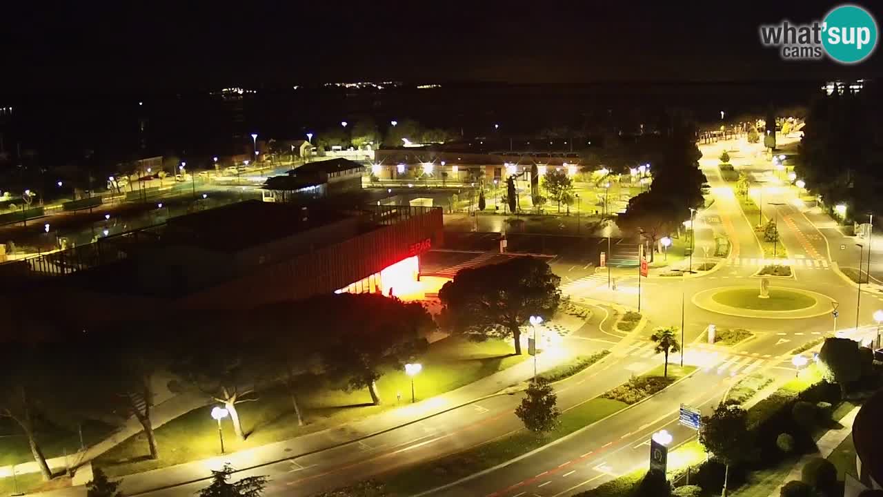 Portorož camera en vivo – vista del puerto deportivo y las canchas de tenis