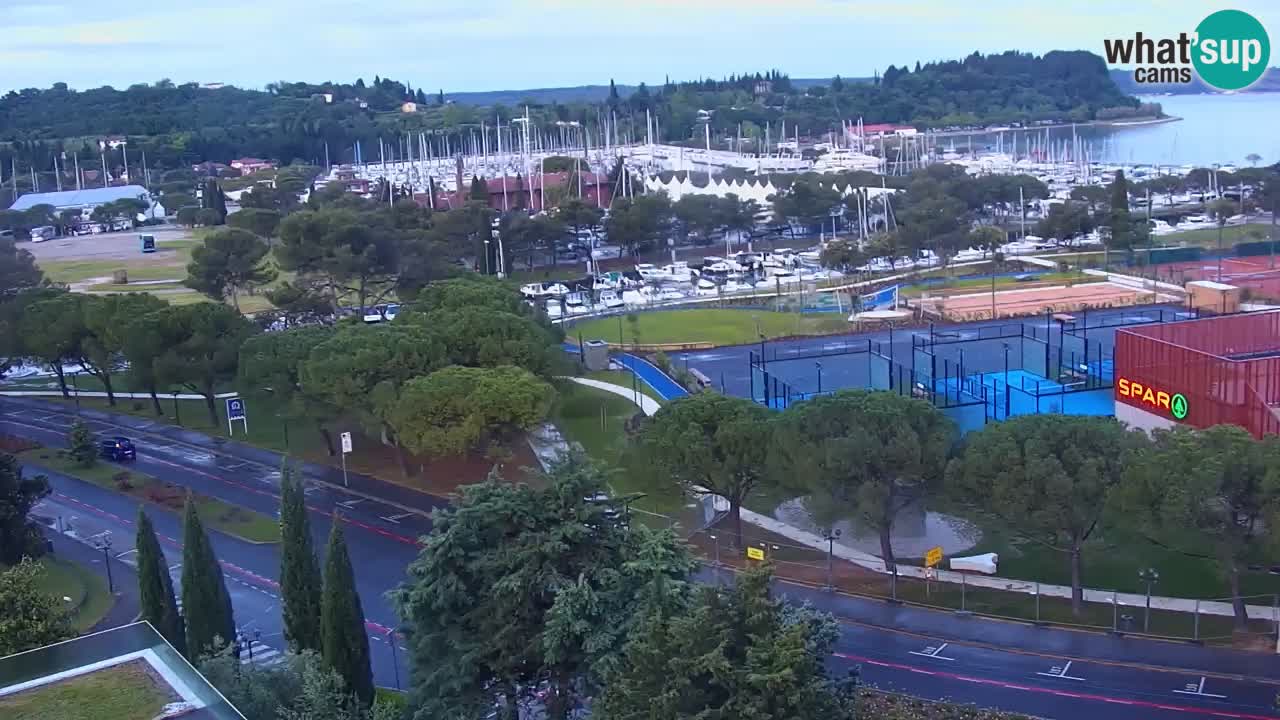 Portorož spletna kamera – pogled na marino in teniška igrišča