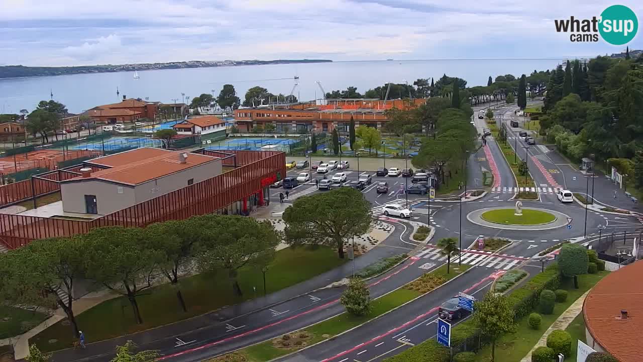 Portorož spletna kamera – pogled na marino in teniška igrišča