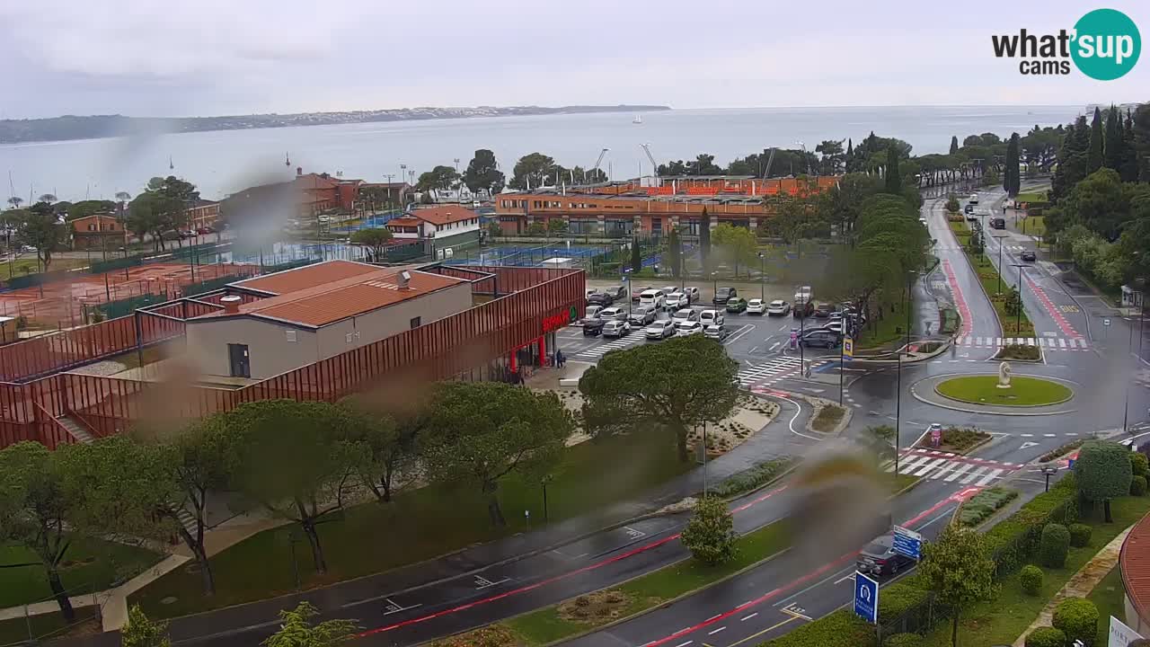 Portorož Live Webcam – vue sur la marina et les courts de tennis