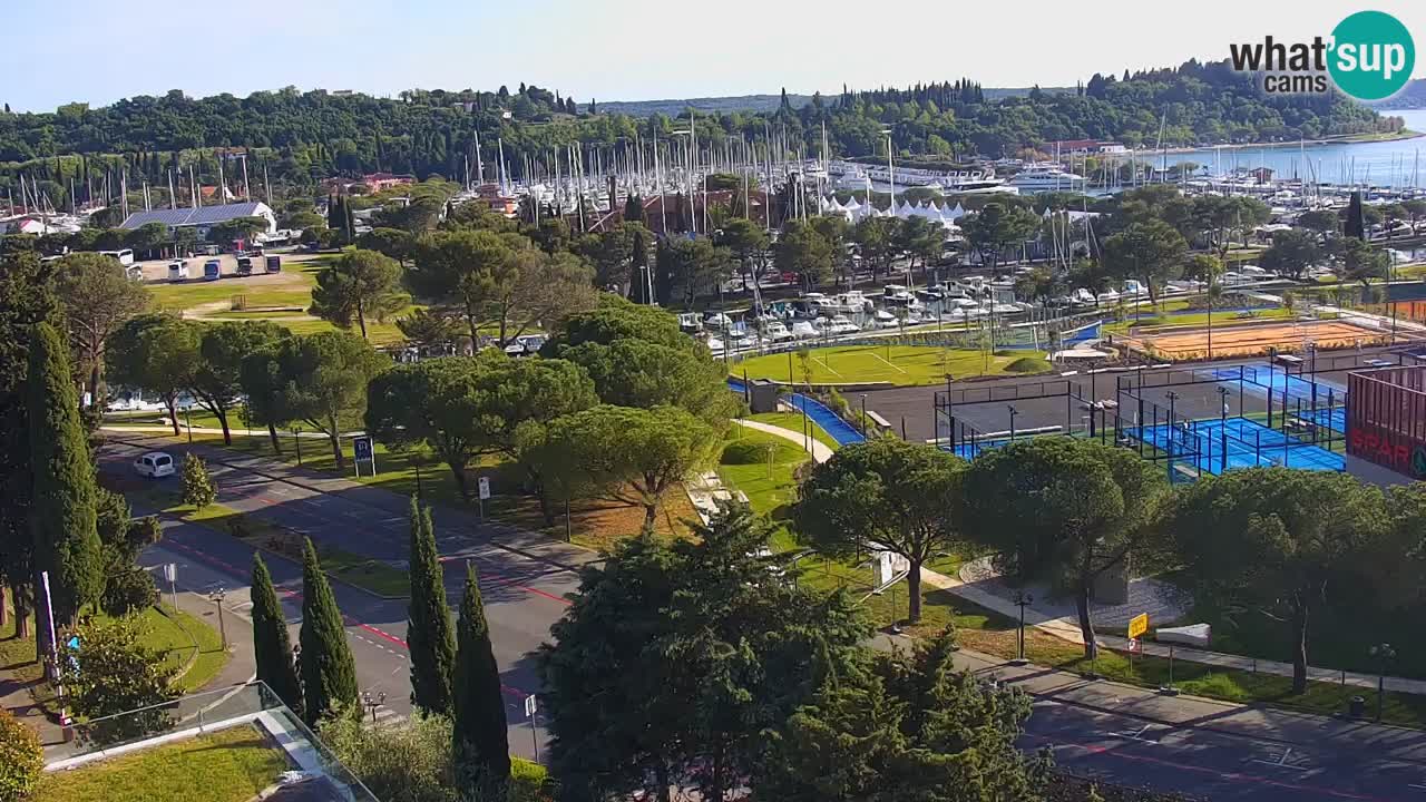 Portorož spletna kamera – pogled na marino in teniška igrišča