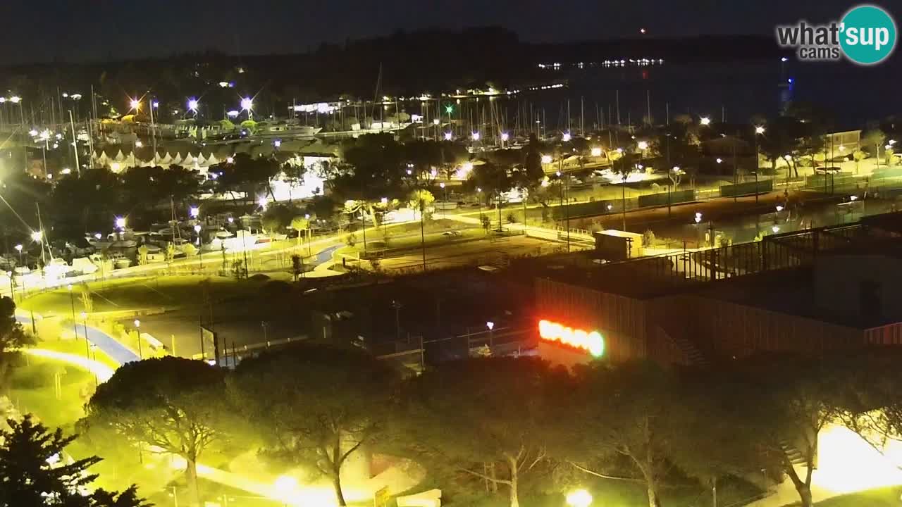Portorož Live Webcam – vue sur la marina et les courts de tennis