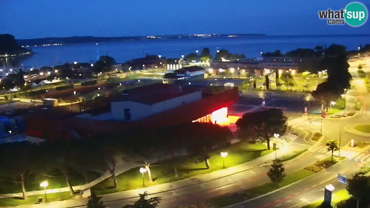 Portorož camera en vivo – vista del puerto deportivo y las canchas de tenis