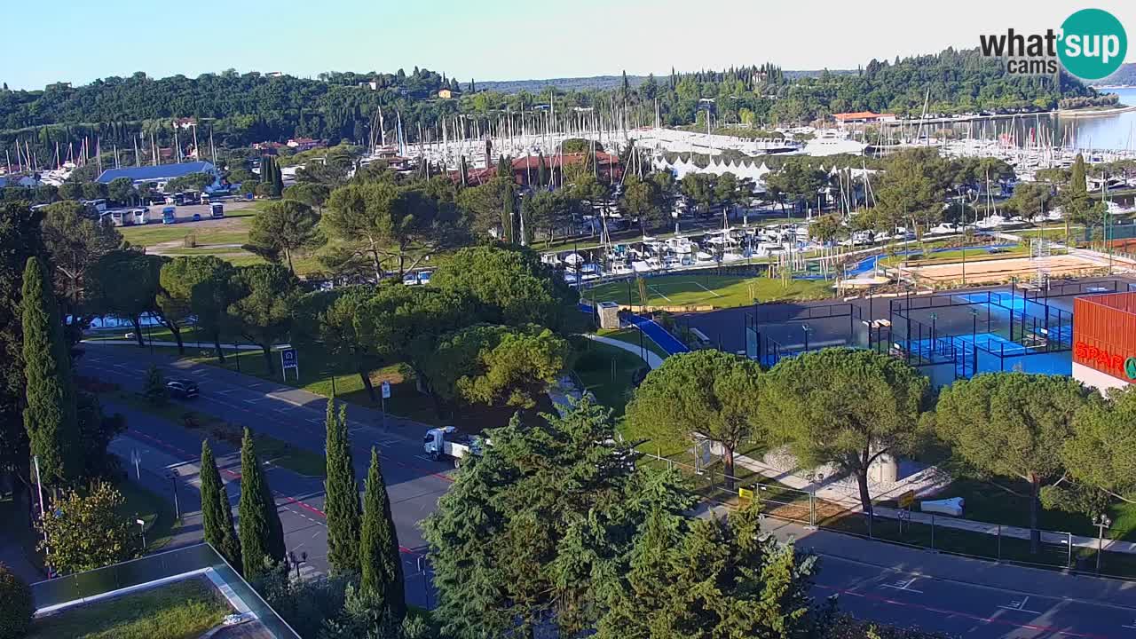 Portorož Webcam – Blick auf den Yachthafen und die Tennisplätze