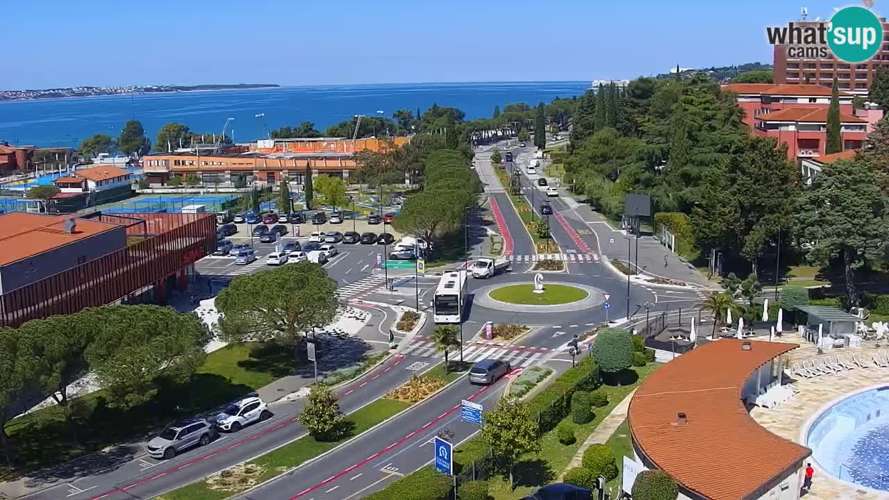 Portorož spletna kamera – pogled na marino in teniška igrišča