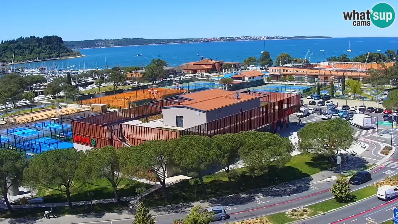 Portorož spletna kamera – pogled na marino in teniška igrišča