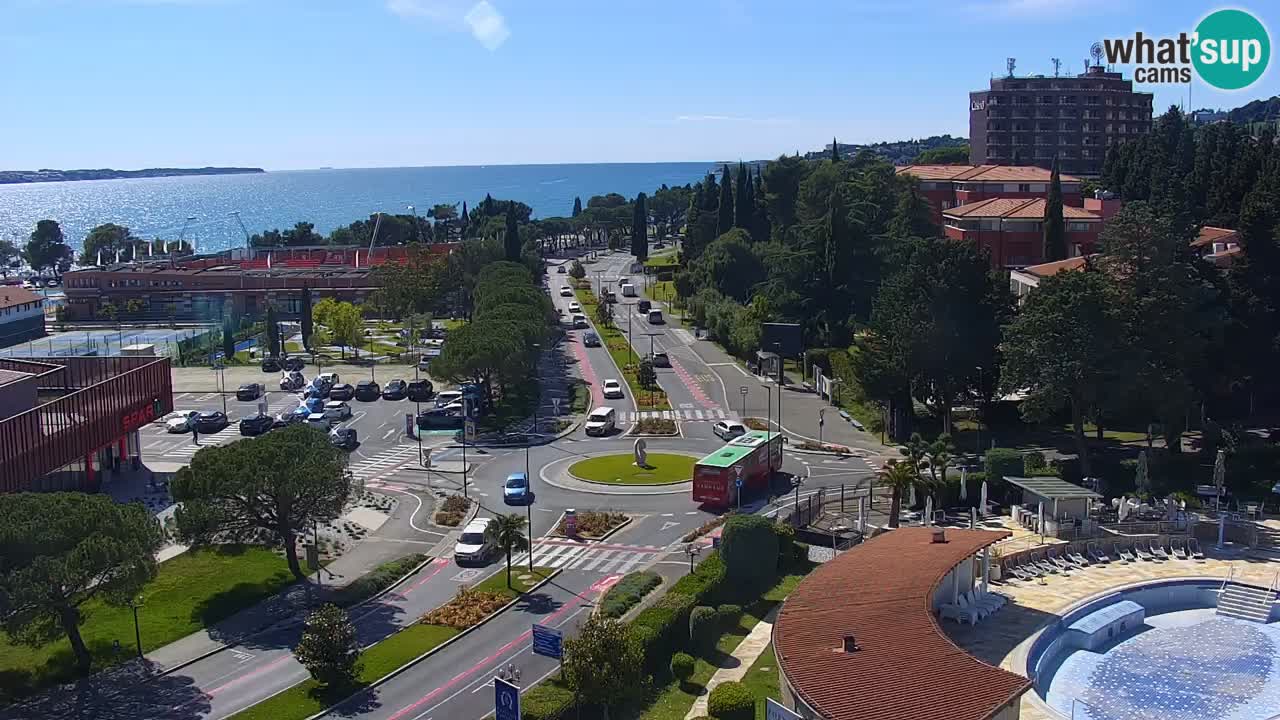 Portorož camera en vivo – vista del puerto deportivo y las canchas de tenis