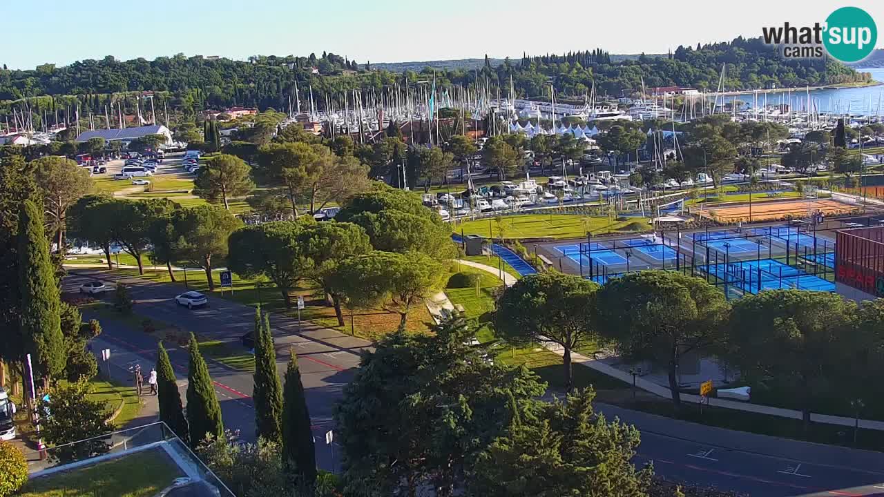 Portorož Webcam – Blick auf den Yachthafen und die Tennisplätze